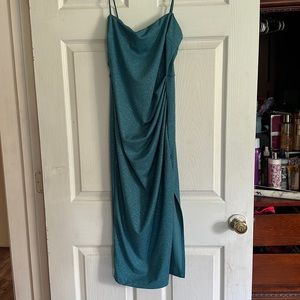 Brand : lovely day , color: blueish w/ glitter , size: small